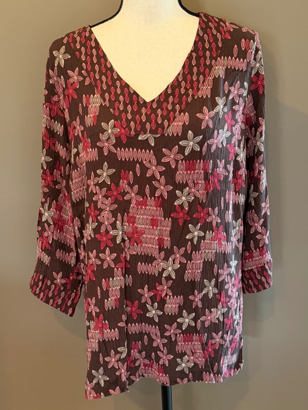Jaclyn Smith Brown & Pink Abstract Floral Print Tunic, Size Large
